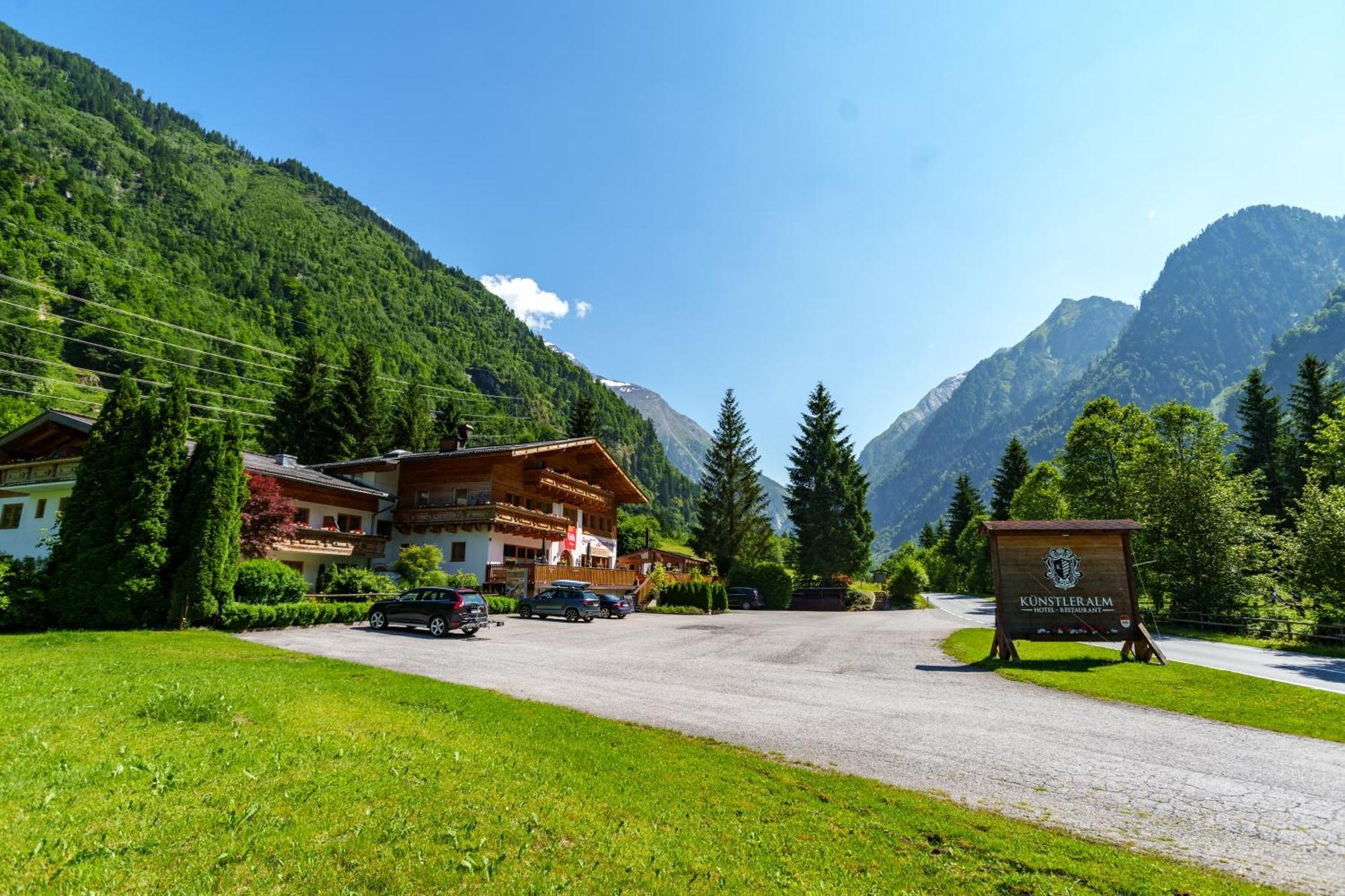 Hotel Kuenstleralm Kaprun Exteriér fotografie