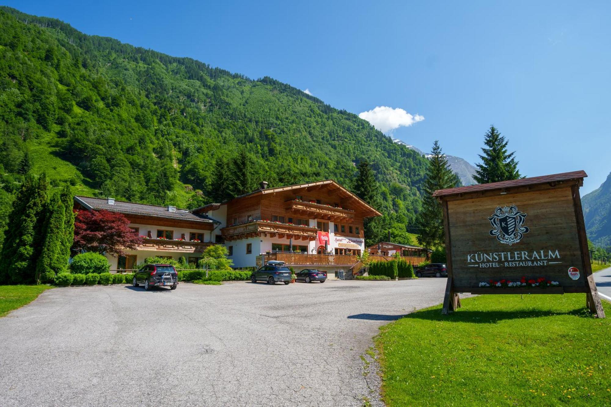 Hotel Kuenstleralm Kaprun Exteriér fotografie