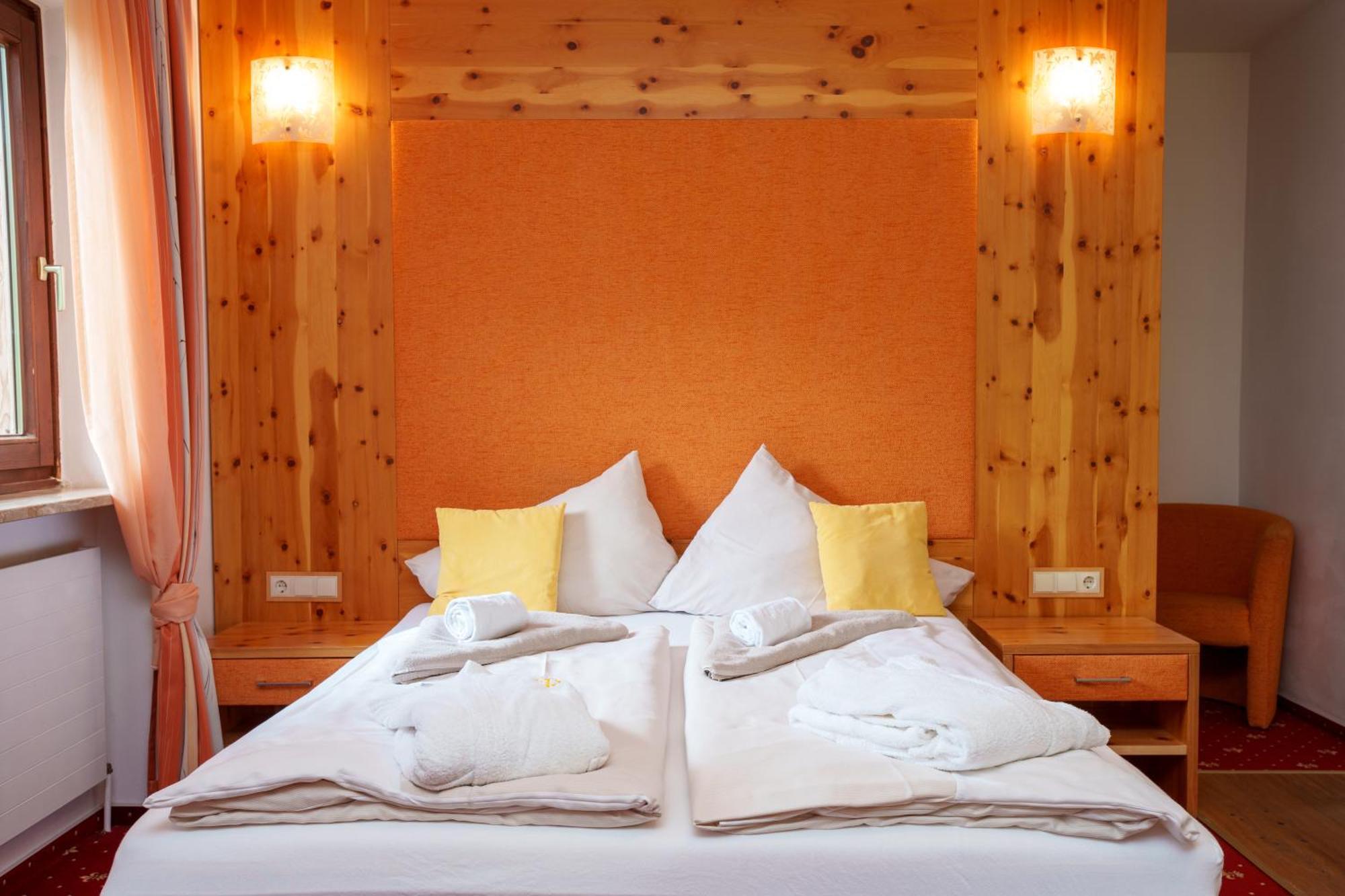 Hotel Kuenstleralm Kaprun Exteriér fotografie