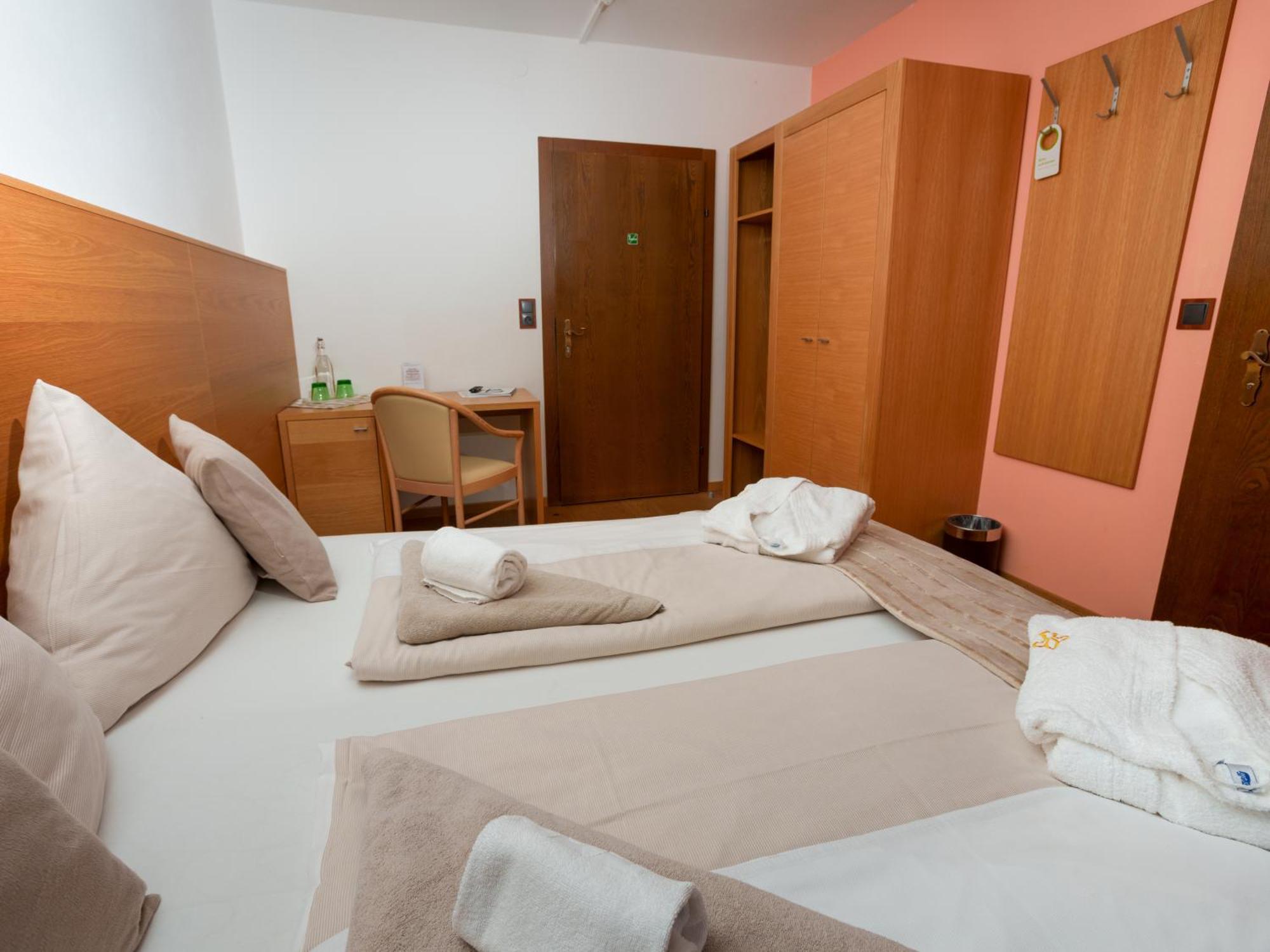 Hotel Kuenstleralm Kaprun Exteriér fotografie