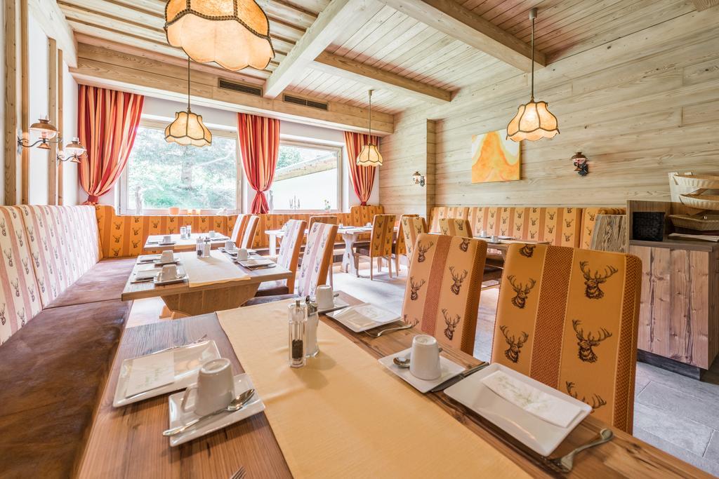 Hotel Kuenstleralm Kaprun Exteriér fotografie