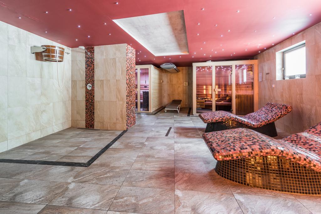 Hotel Kuenstleralm Kaprun Exteriér fotografie